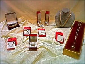 Jewelry Store Mesa | Come in and see our great selection to choose from, and take advantage of our layaway program too!