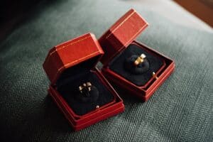 Pawn Gold Mesa - If it is jewelry, bring the original box it came in, along with the receipt, to increase the offer, lower the interest rate, or both at Alma School Pawn & Gold
