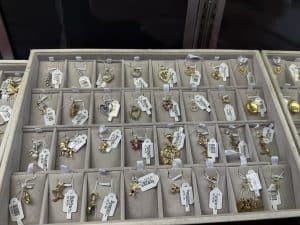 About us: Alma School Pawn and Gold